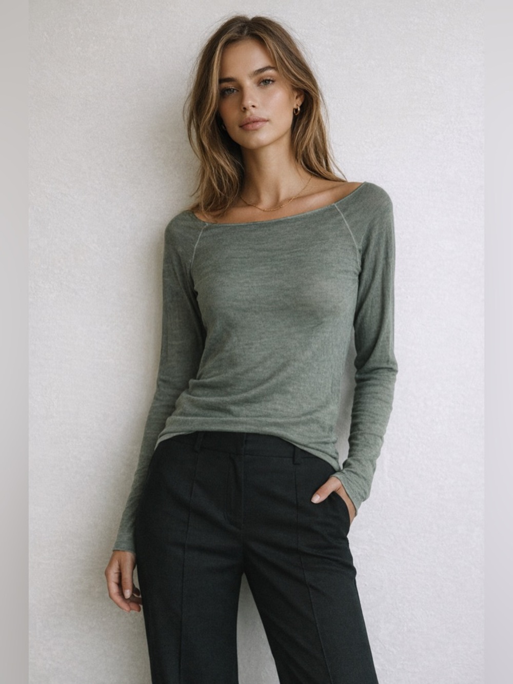 Scandal Italy Women Sage Green Boatneck Lightweight Viscose Minimalist Top Sz S